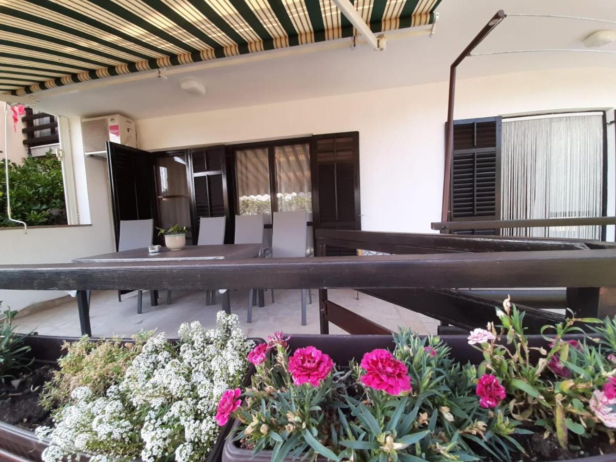 Apartman Nada I ฟาชานา ภายนอก รูปภาพ